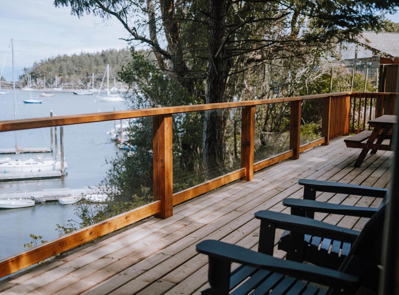 Page'S Resort & Marina Gabriola Exteriör bild